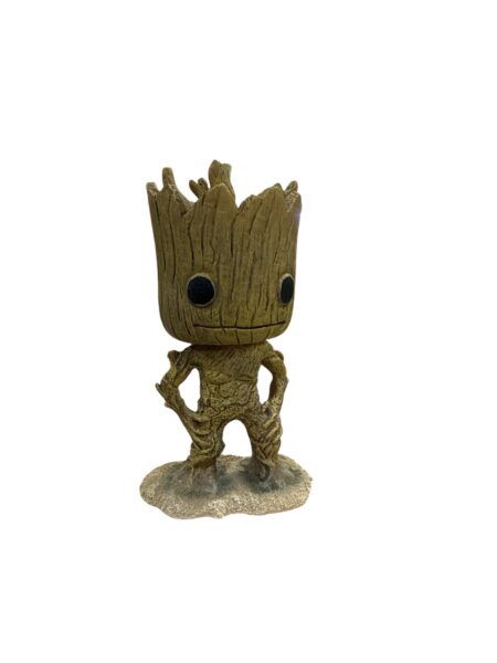 Adorno similitud personaje Groot